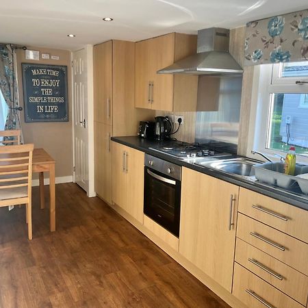 2 Bedroom Self-Catering Chalet Stepps Exterior photo